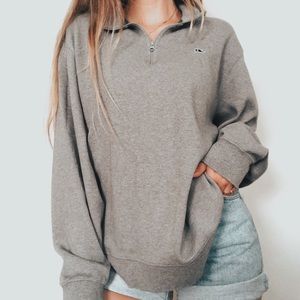 Vineyard vines oversized pullover